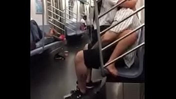 Sexo no metrô_