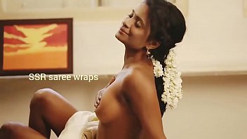 indian gal bare-chested in saree